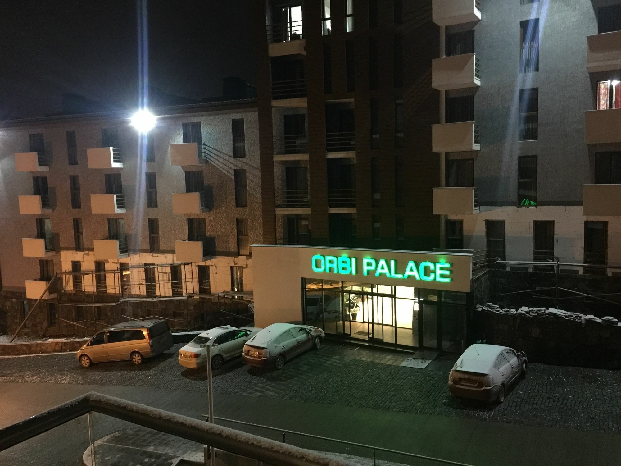 Orbi Palace Aparthotel 바쿠리아니 외부 사진